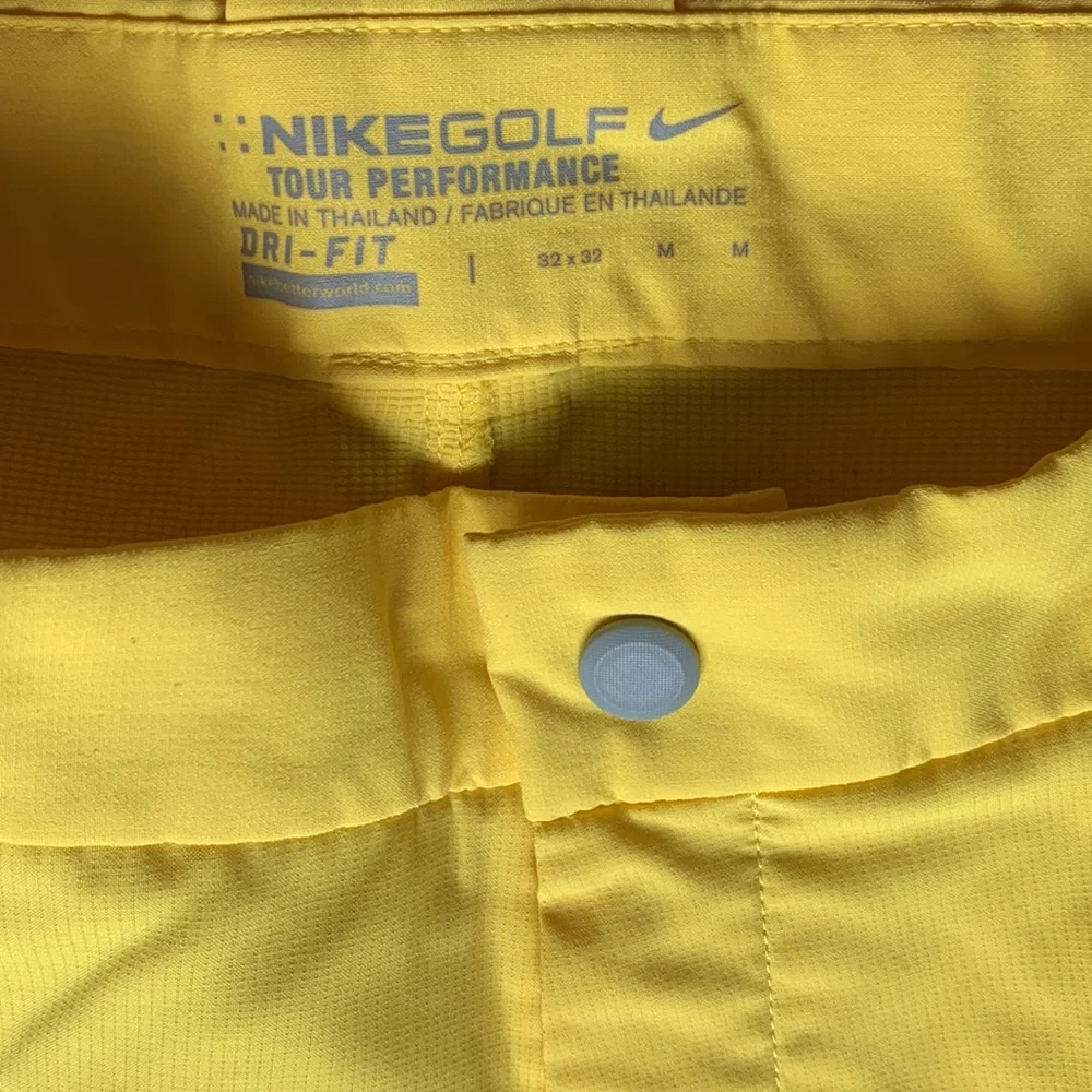 Yellow Nike golf pants - Picture 6 of 7